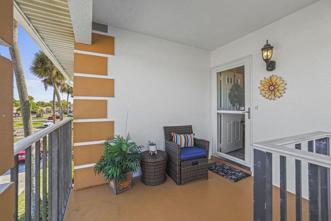 На продажу: $139,922 (2 спален, 2 ванн, 1208 Квадратных фут)