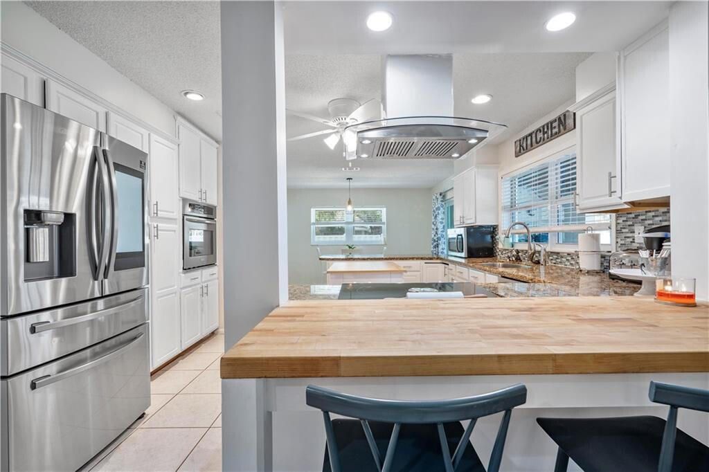 На продажу: $780,000 (5 спален, 2 ванн, 2720 Квадратных фут)