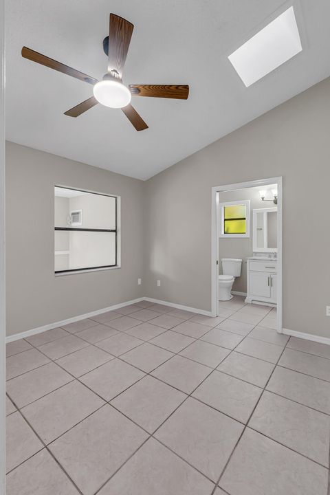 待售: $289,900 (2 贝兹, 2 浴室, 1110 平方英尺)