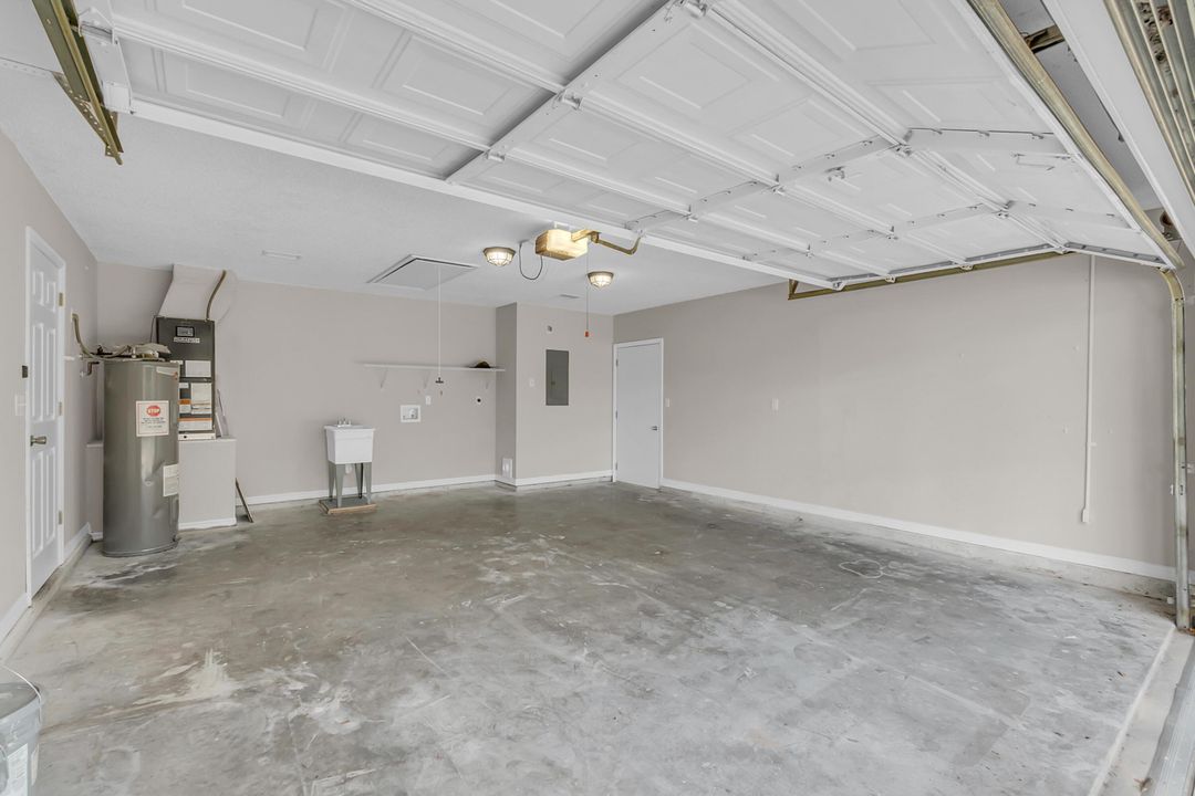 待售: $289,900 (2 贝兹, 2 浴室, 1110 平方英尺)