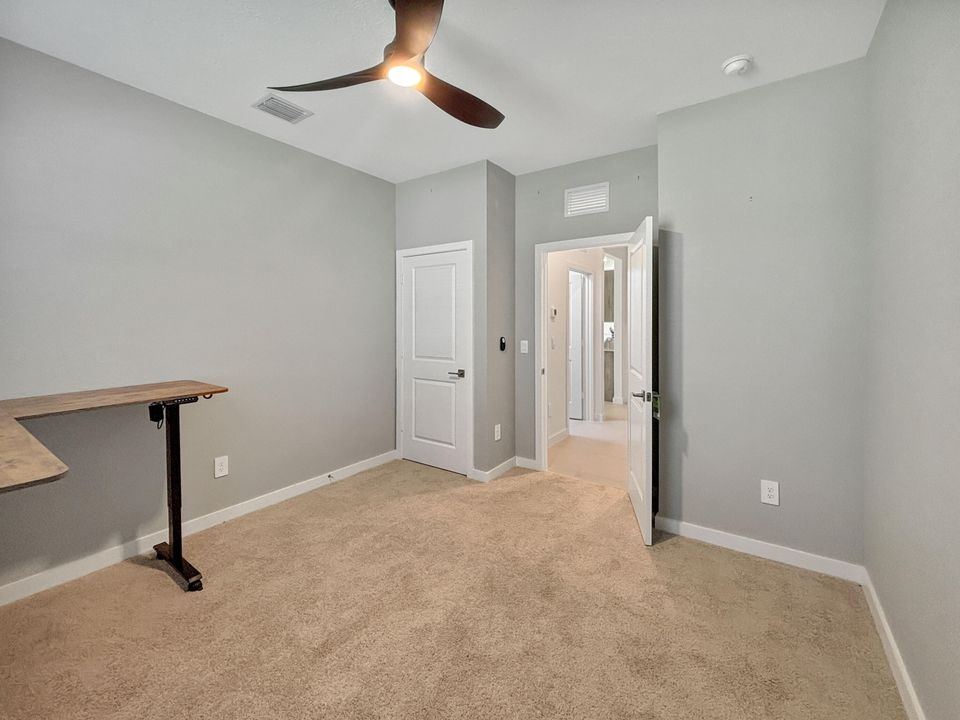 For Rent: $3,800 (4 beds, 2 baths, 1811 Square Feet)