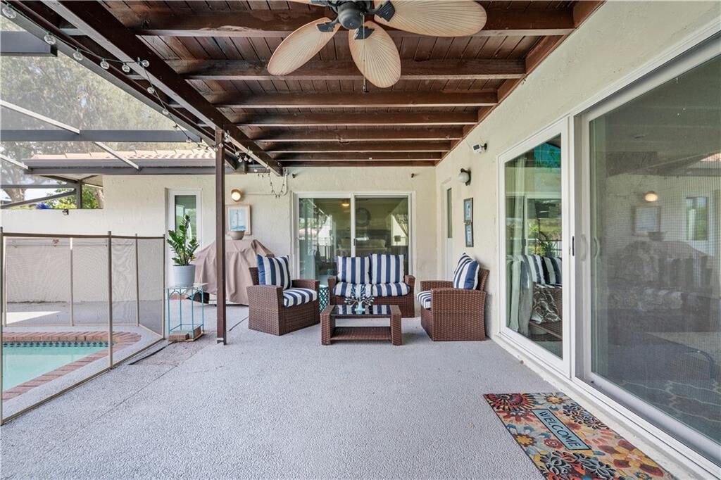 На продажу: $780,000 (5 спален, 2 ванн, 2720 Квадратных фут)