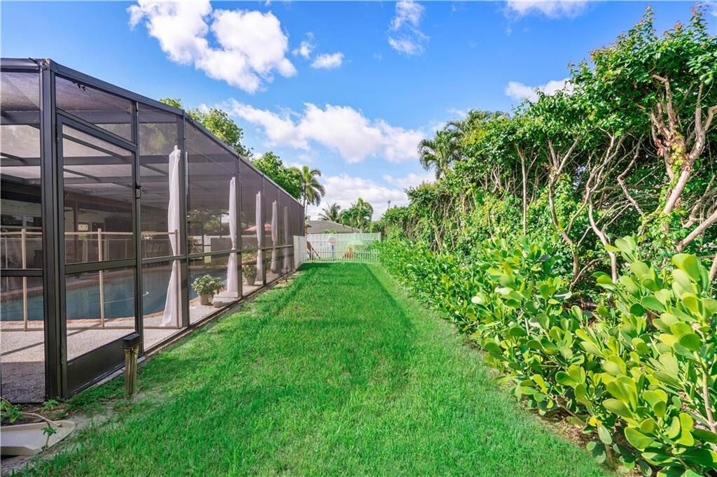 На продажу: $780,000 (5 спален, 2 ванн, 2720 Квадратных фут)