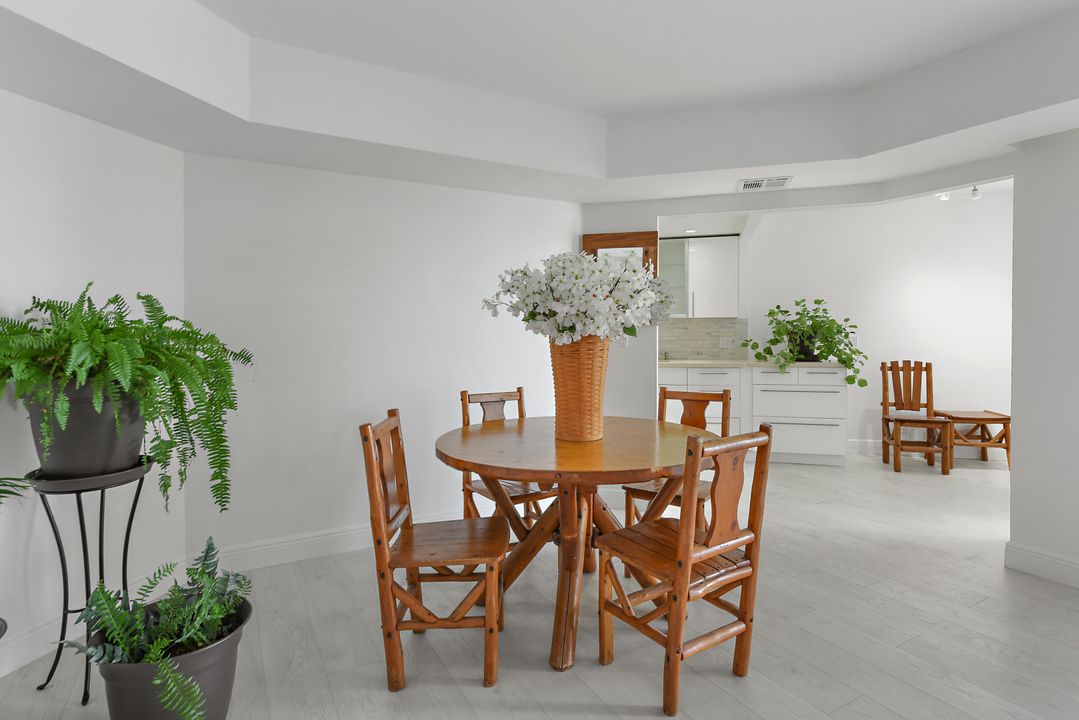 For Sale: $557,000 (1 beds, 1 baths, 1180 Square Feet)