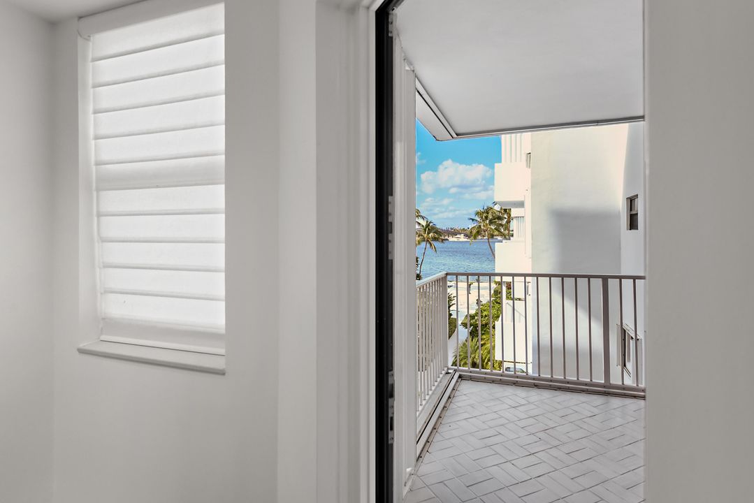 For Sale: $557,000 (1 beds, 1 baths, 1180 Square Feet)