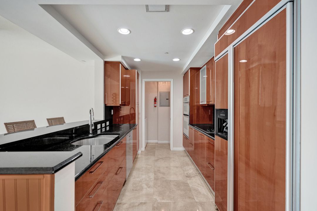 For Sale: $645,000 (2 beds, 2 baths, 1440 Square Feet)