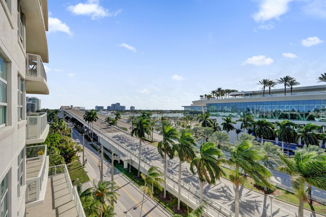 For Sale: $645,000 (2 beds, 2 baths, 1440 Square Feet)