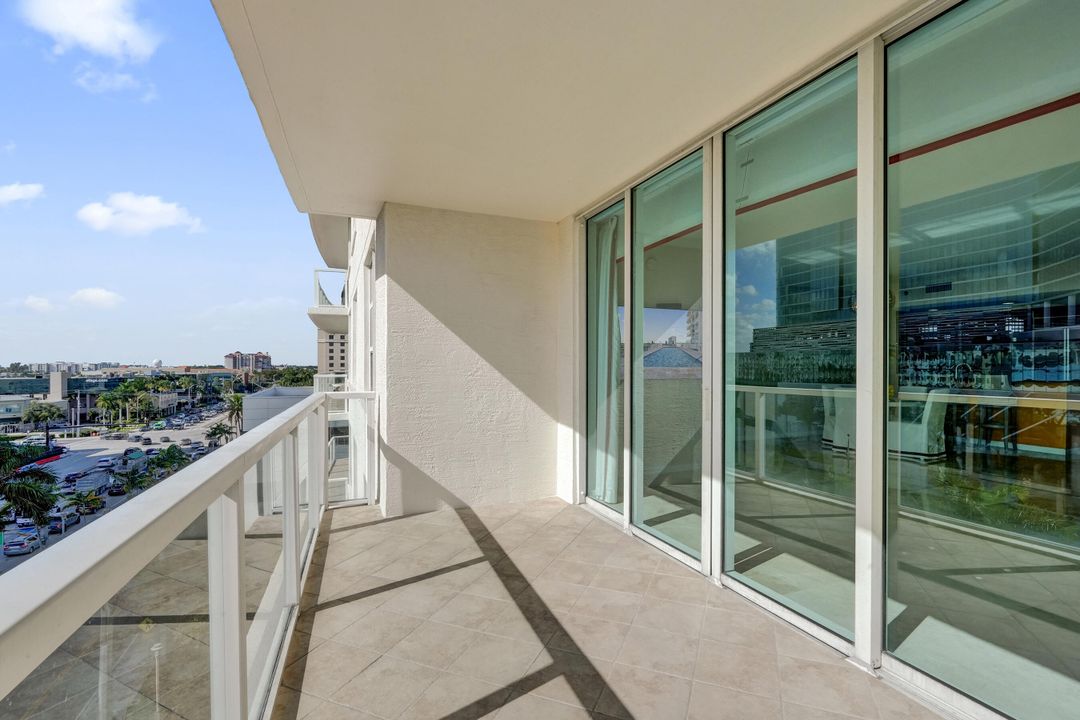 For Sale: $645,000 (2 beds, 2 baths, 1440 Square Feet)