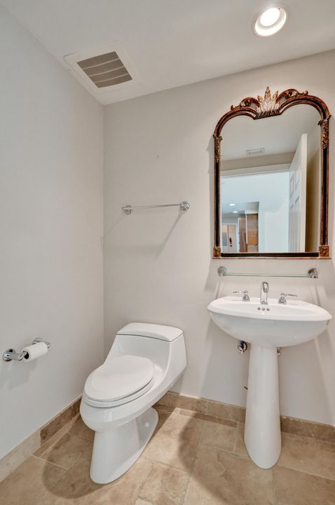 For Sale: $645,000 (2 beds, 2 baths, 1440 Square Feet)