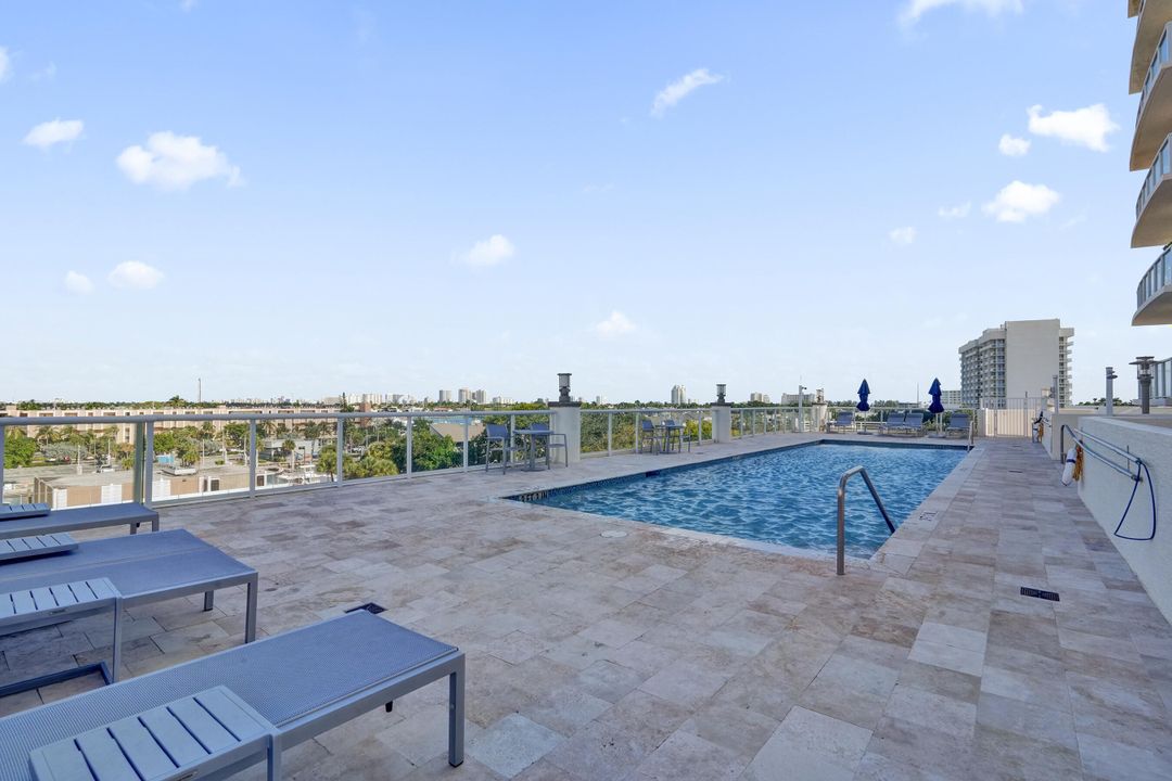 For Sale: $645,000 (2 beds, 2 baths, 1440 Square Feet)