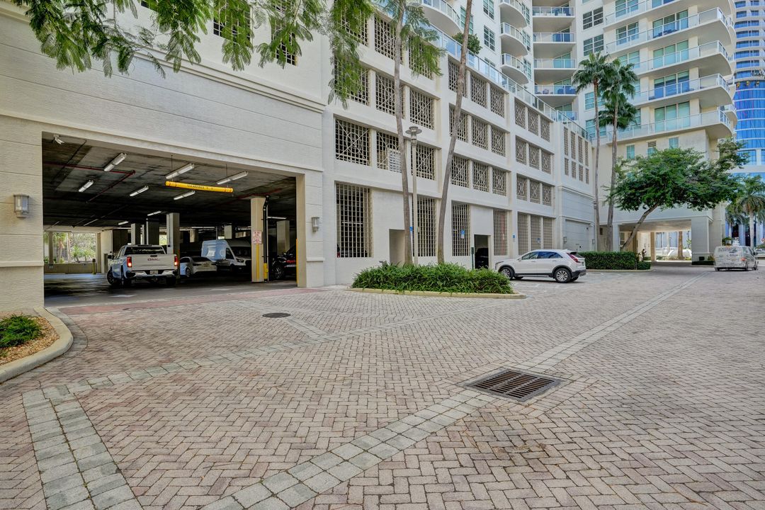 For Sale: $645,000 (2 beds, 2 baths, 1440 Square Feet)