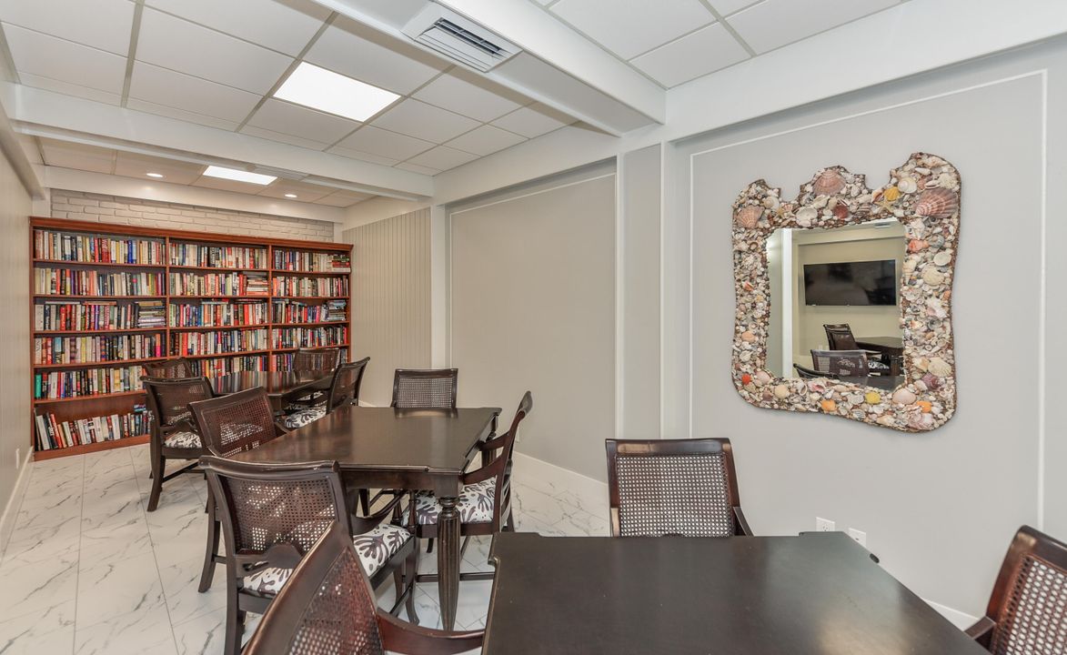 For Sale: $557,000 (1 beds, 1 baths, 1180 Square Feet)