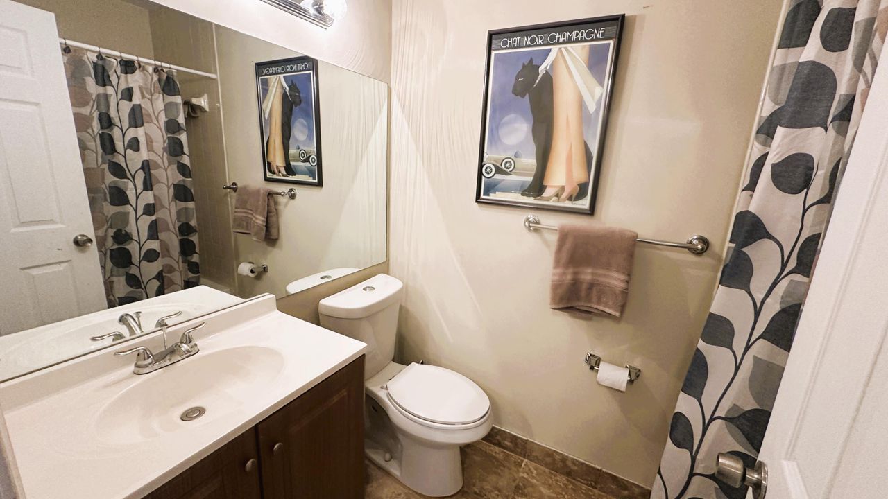 出租: $1,800 (2 贝兹, 2 浴室, 1186 平方英尺)