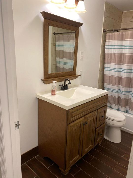 出租: $2,200 (3 贝兹, 2 浴室, 1364 平方英尺)