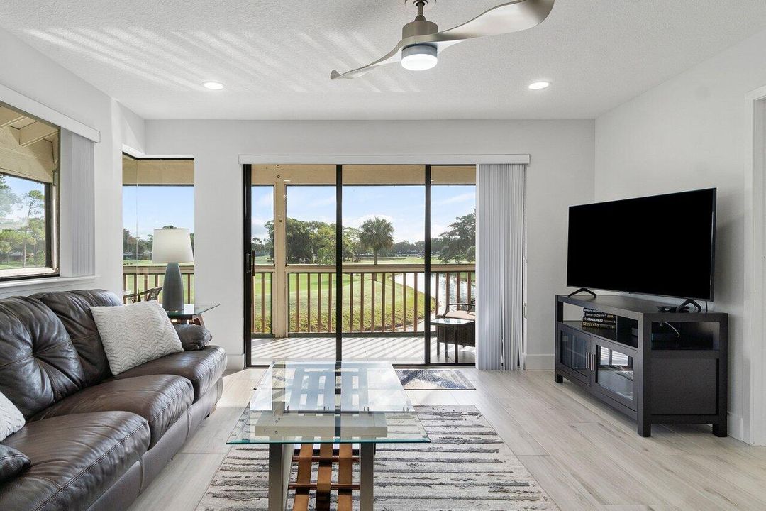 For Rent: $6,500 (2 beds, 2 baths, 1366 Square Feet)