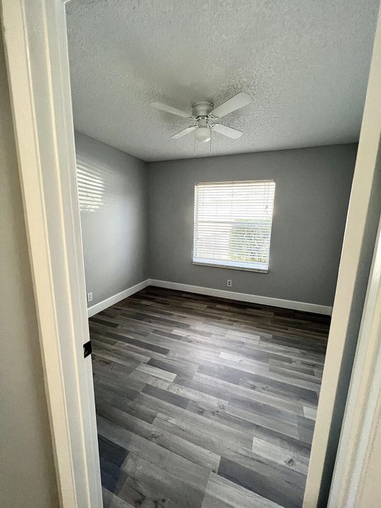 出租: $3,850 (3 贝兹, 2 浴室, 1647 平方英尺)