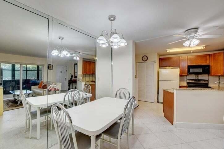 For Sale: $185,000 (2 beds, 2 baths, 852 Square Feet)