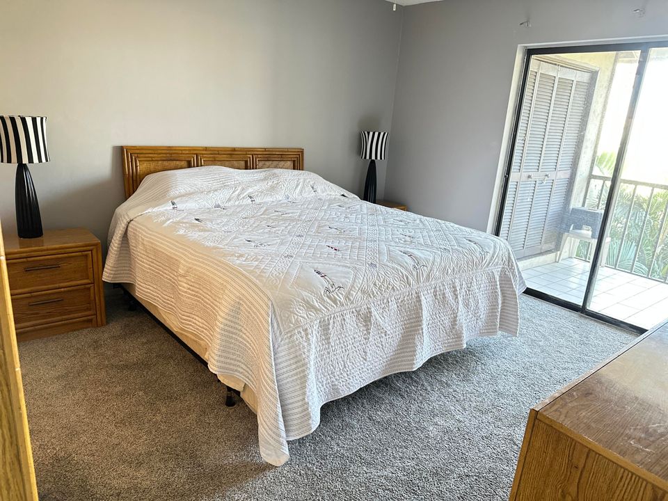 出租: $1,800 (2 贝兹, 2 浴室, 1186 平方英尺)