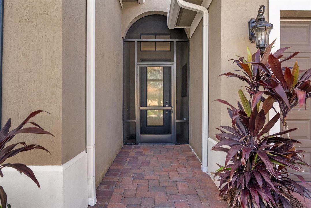 En Venta: $1,149,000 (2 camas, 2 baños, 2560 Pies cuadrados)