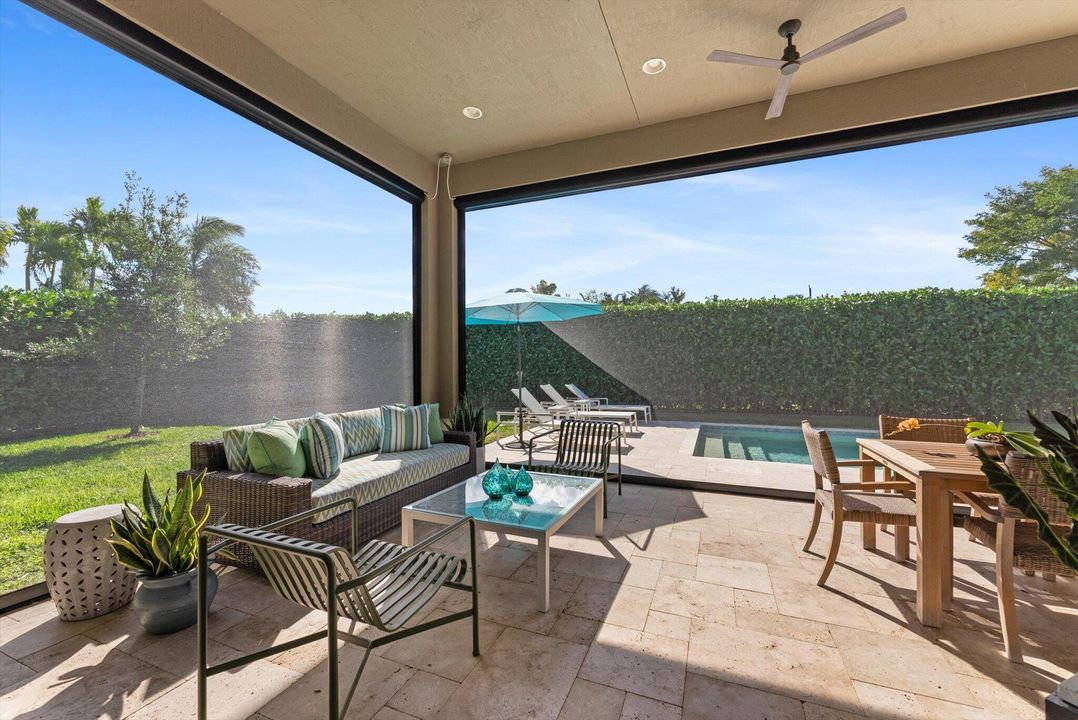 En Venta: $1,149,000 (2 camas, 2 baños, 2560 Pies cuadrados)