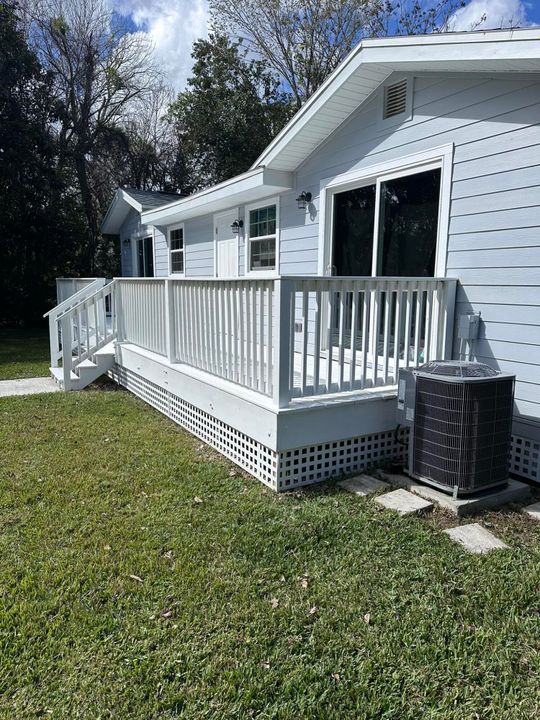 For Rent: $4,000 (5 beds, 2 baths, 1452 Square Feet)