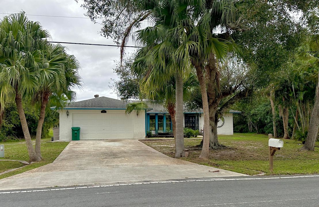 待售: $319,900 (2 贝兹, 2 浴室, 1588 平方英尺)