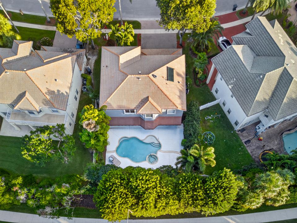 For Sale: $945,000 (5 beds, 3 baths, 3467 Square Feet)