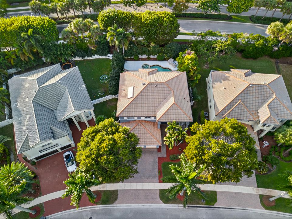 For Sale: $945,000 (5 beds, 3 baths, 3467 Square Feet)