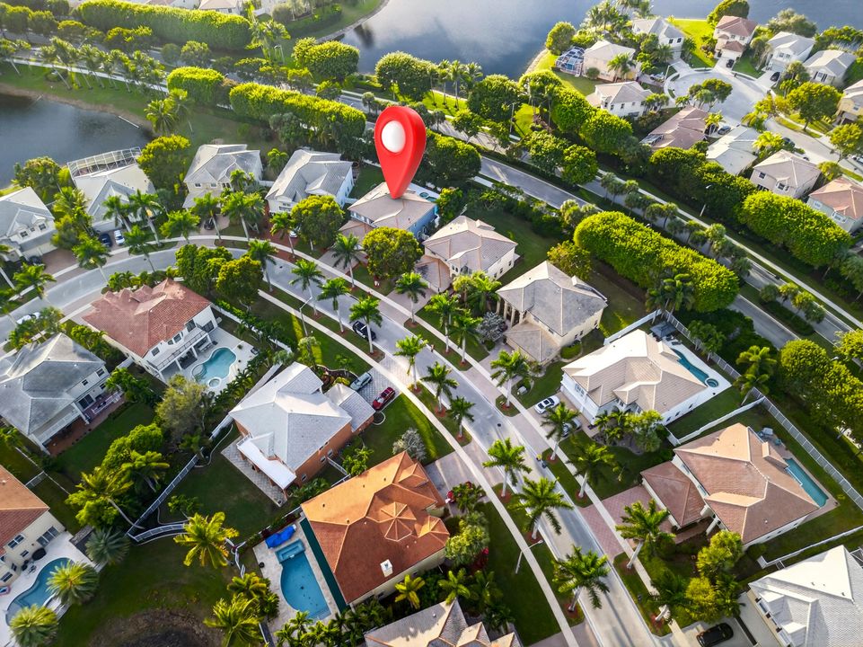 For Sale: $945,000 (5 beds, 3 baths, 3467 Square Feet)