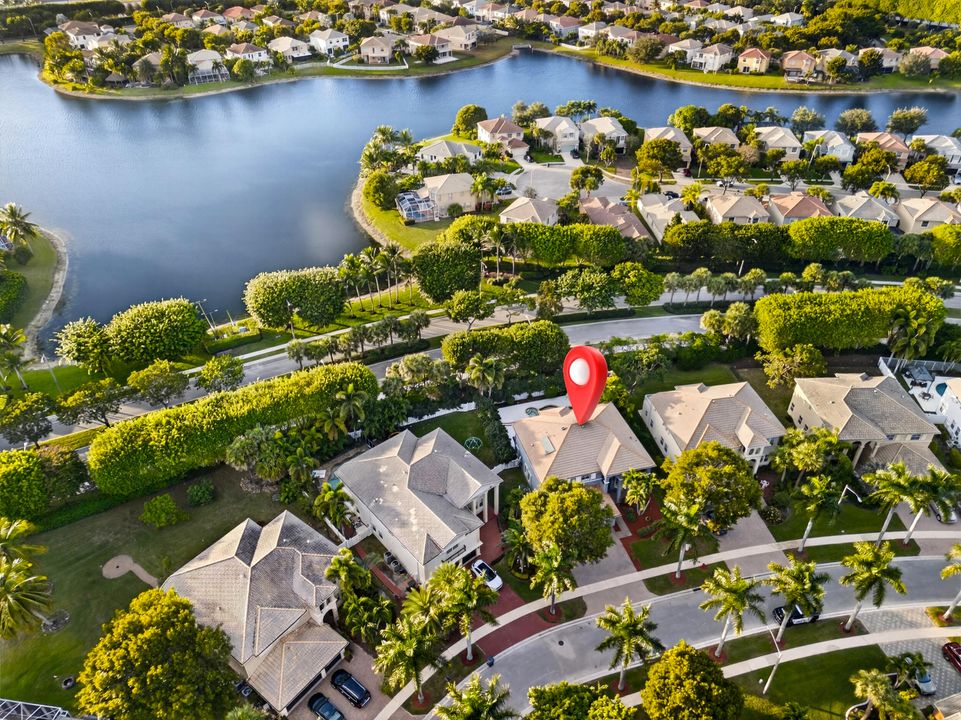 For Sale: $945,000 (5 beds, 3 baths, 3467 Square Feet)