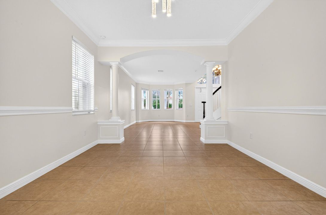 For Sale: $945,000 (5 beds, 3 baths, 3467 Square Feet)