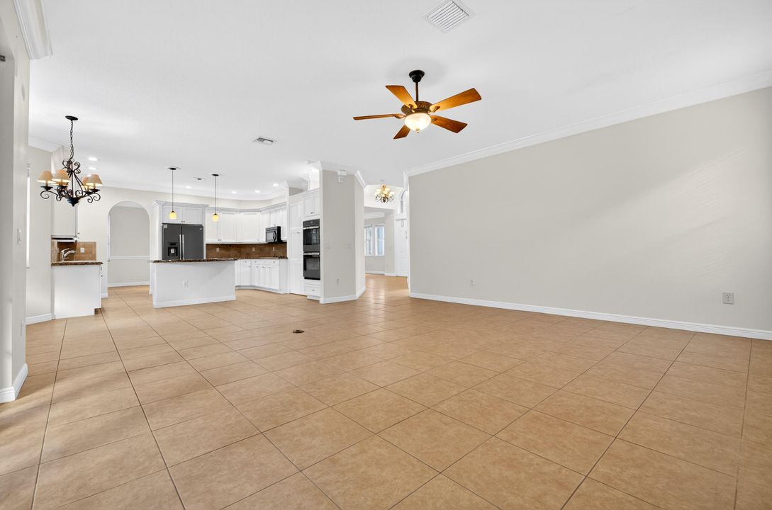 For Sale: $945,000 (5 beds, 3 baths, 3467 Square Feet)