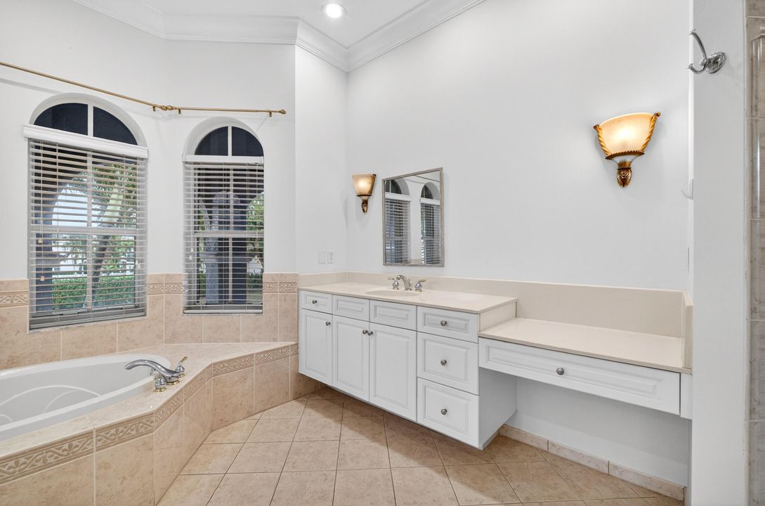 For Sale: $945,000 (5 beds, 3 baths, 3467 Square Feet)