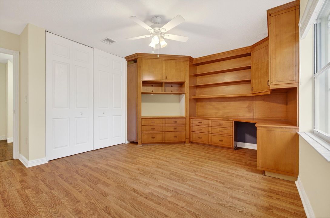 For Sale: $945,000 (5 beds, 3 baths, 3467 Square Feet)