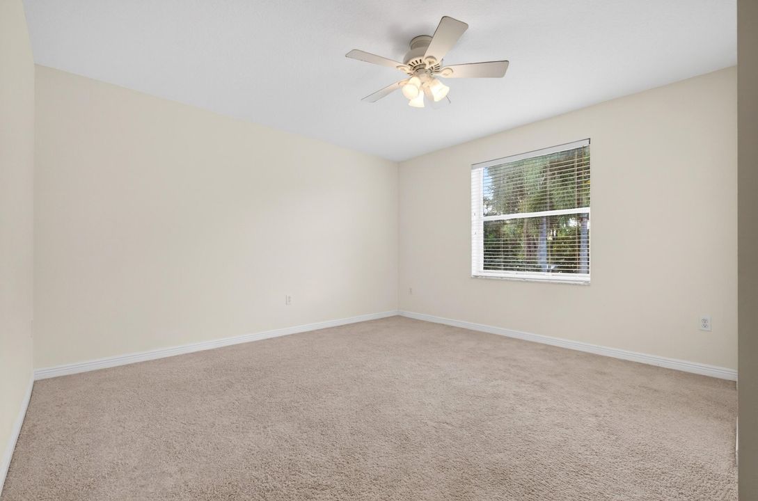 For Sale: $945,000 (5 beds, 3 baths, 3467 Square Feet)