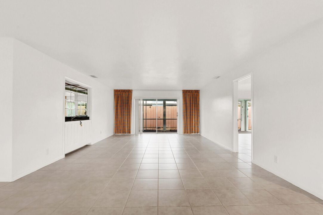 En Venta: $824,900 (3 camas, 2 baños, 1616 Pies cuadrados)