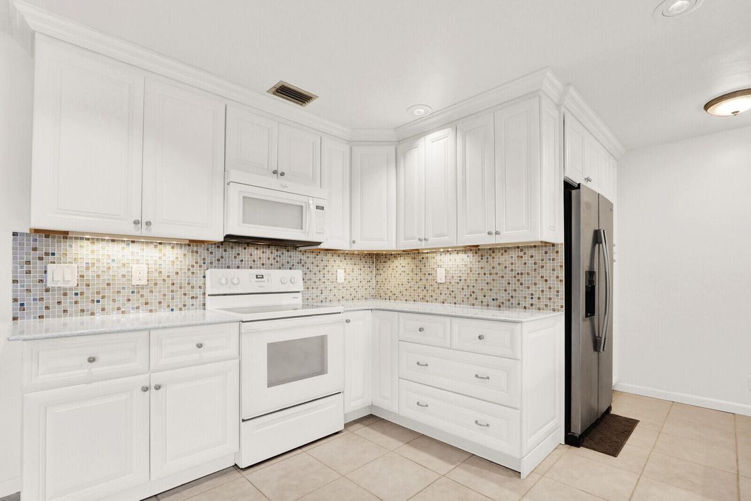 En Venta: $824,900 (3 camas, 2 baños, 1616 Pies cuadrados)