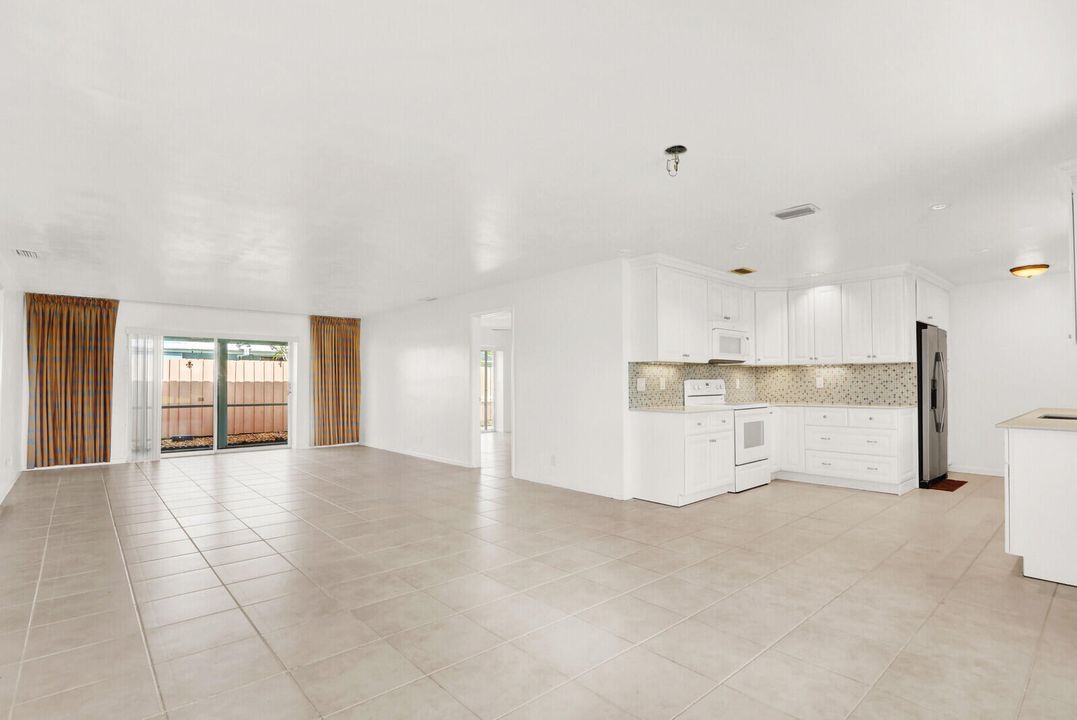 En Venta: $824,900 (3 camas, 2 baños, 1616 Pies cuadrados)