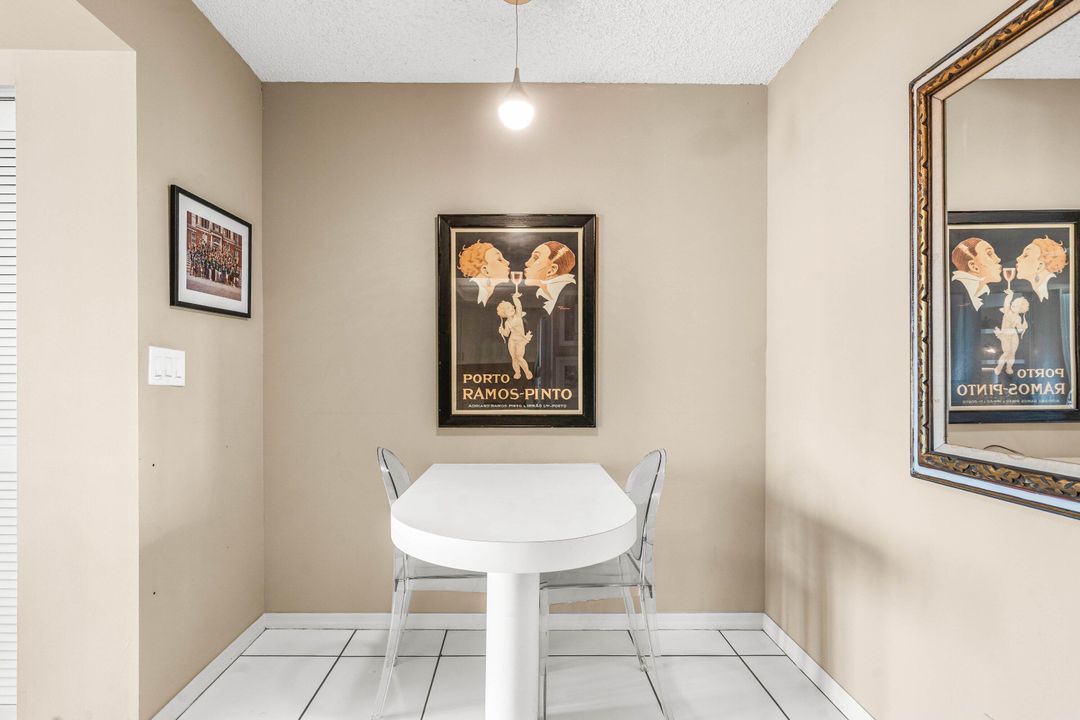 На продажу: $999,000 (2 спален, 2 ванн, 1630 Квадратных фут)