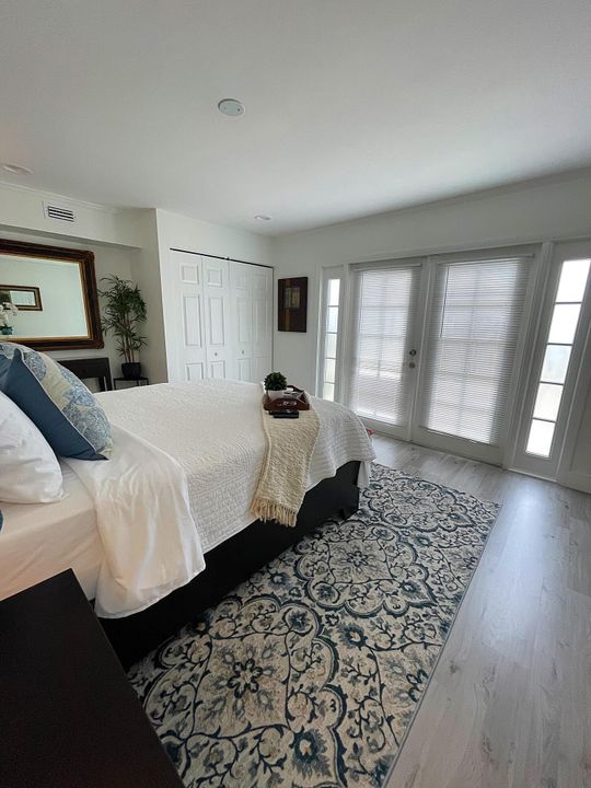 For Sale: $949,999 (4 beds, 3 baths, 2096 Square Feet)