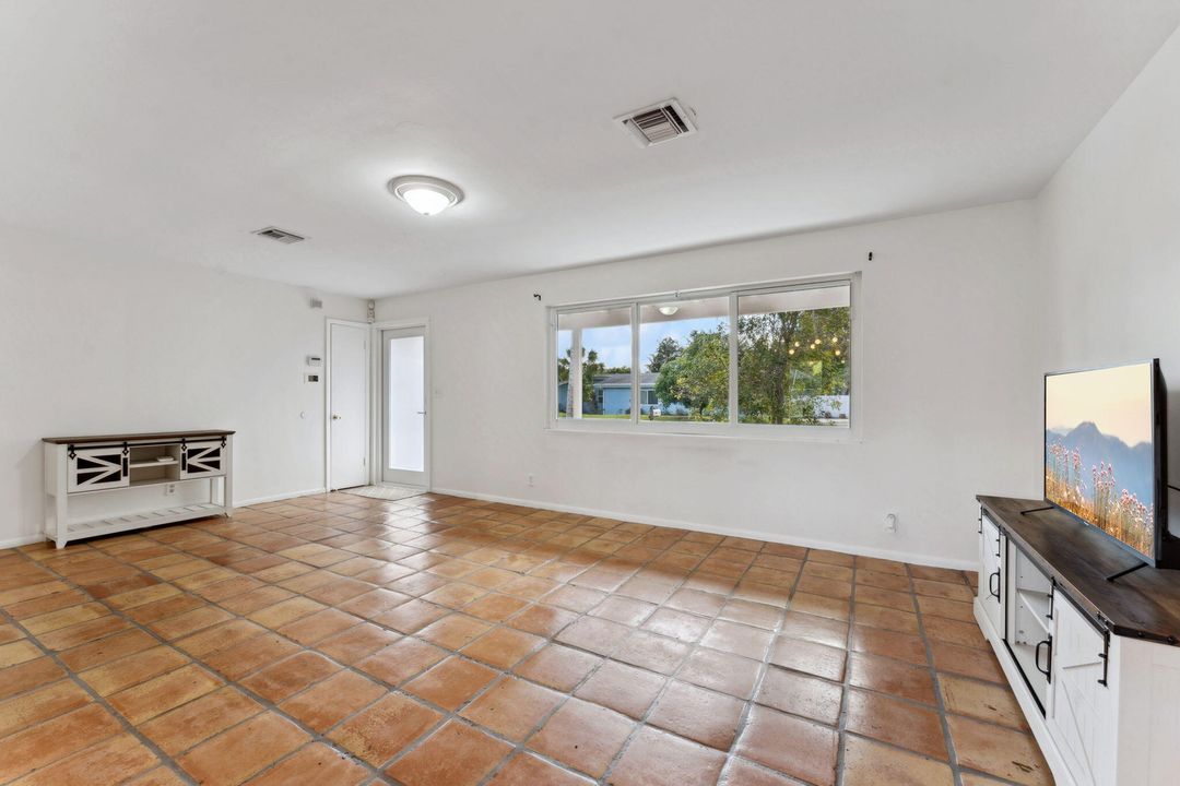 En Renta: $3,600 (3 camas, 2 baños, 1404 Pies cuadrados)