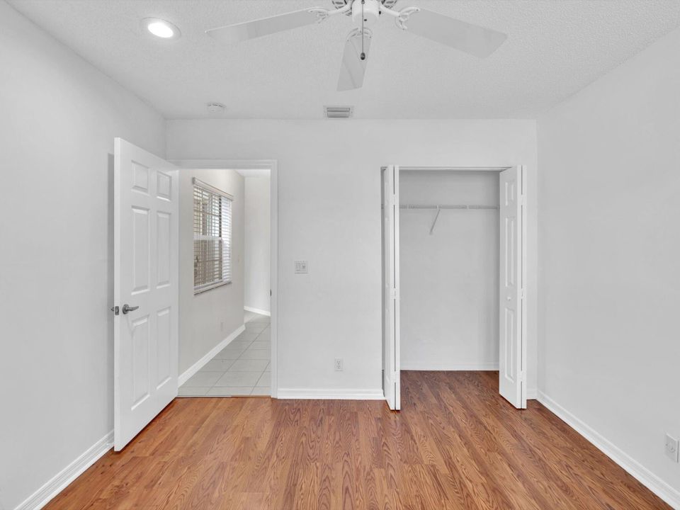 For Rent: $2,800 (2 beds, 2 baths, 1246 Square Feet)