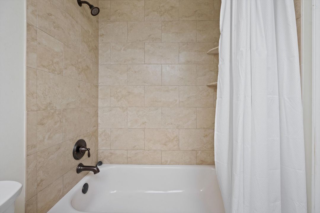 В аренду: $2,500 (2 спален, 2 ванн, 1021 Квадратных фут)