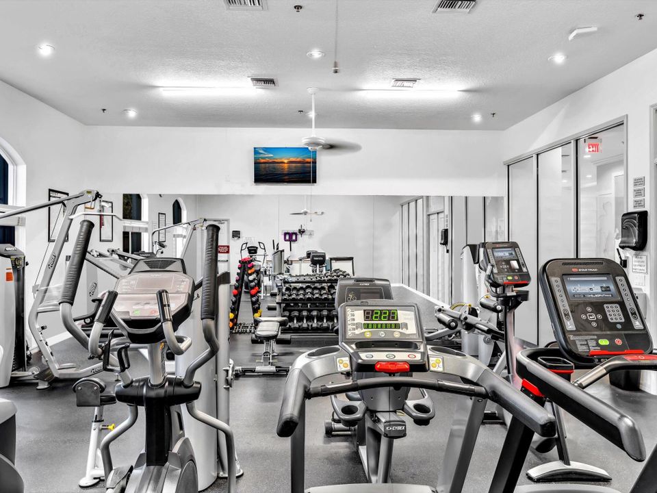 For Rent: $2,800 (2 beds, 2 baths, 1246 Square Feet)