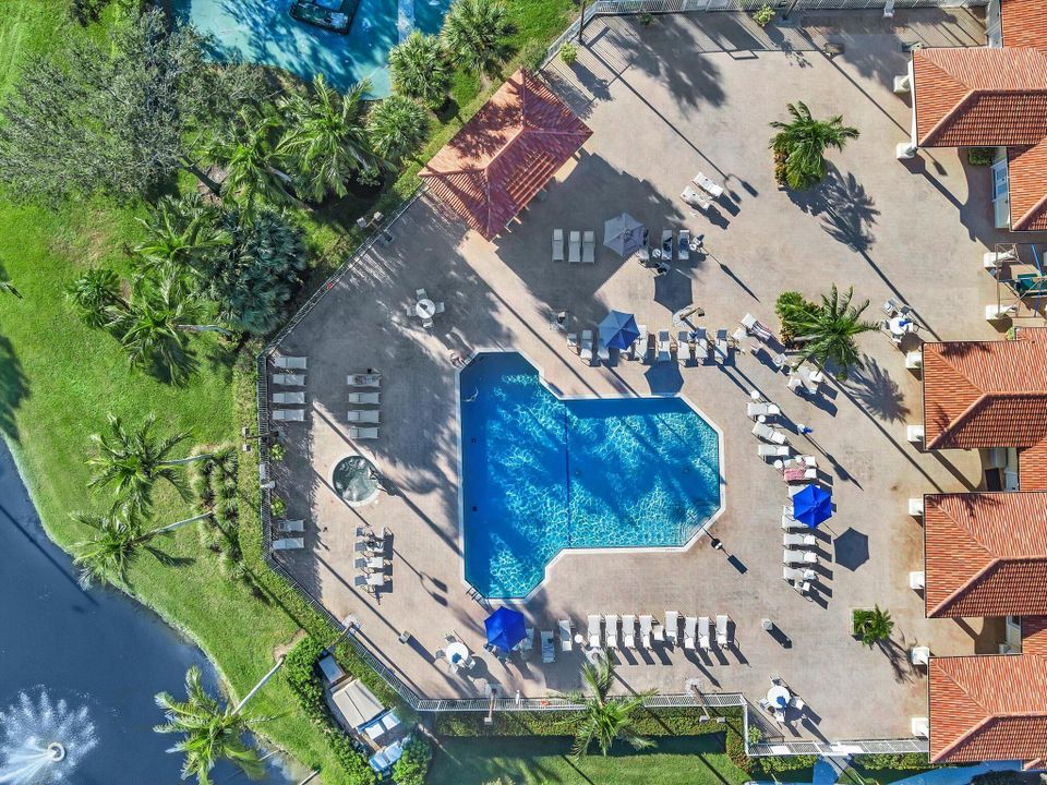 For Rent: $2,800 (2 beds, 2 baths, 1246 Square Feet)