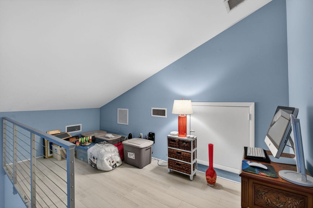 For Sale: $1,389,000 (3 beds, 2 baths, 1889 Square Feet)