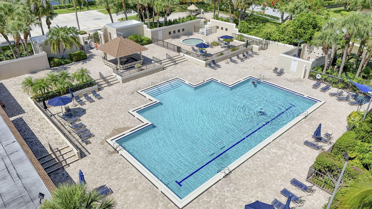 For Sale: $1,389,000 (3 beds, 2 baths, 1889 Square Feet)