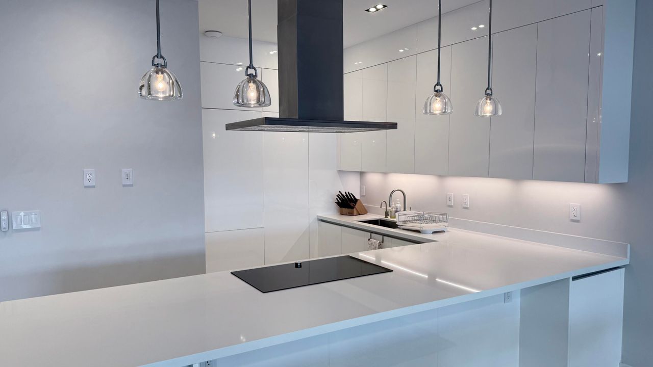 En Venta: $2,899,000 (3 camas, 3 baños, 2992 Pies cuadrados)