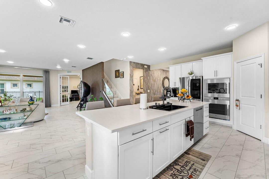 待售: $1,099,900 (5 贝兹, 3 浴室, 3234 平方英尺)