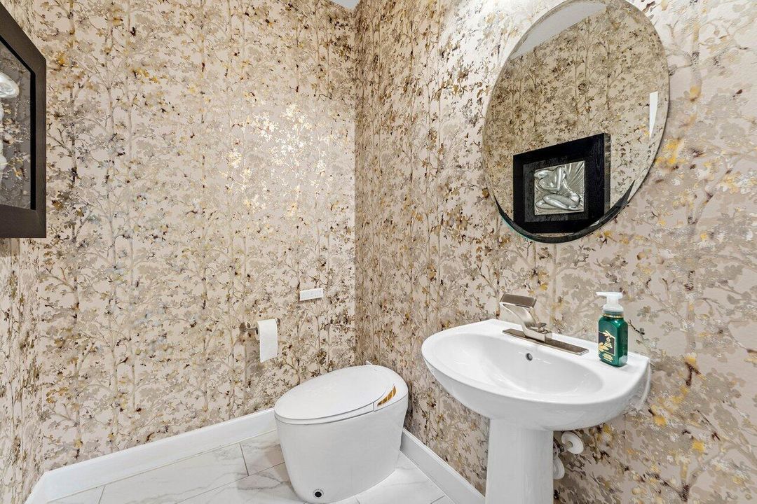 待售: $1,099,900 (5 贝兹, 3 浴室, 3234 平方英尺)